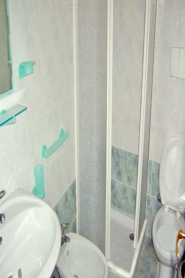 bathe two room